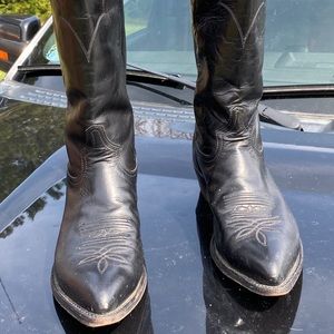 Tony lama cowboy boots